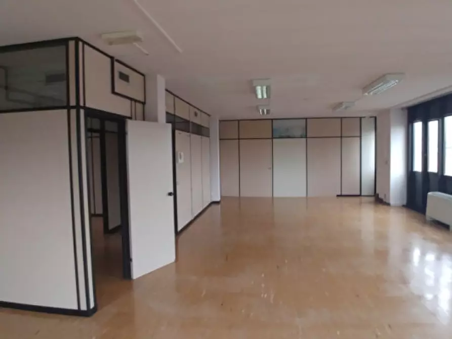 Immagine 10 di Ufficio in affitto  in VIA DI VITTORIO G. a Segrate