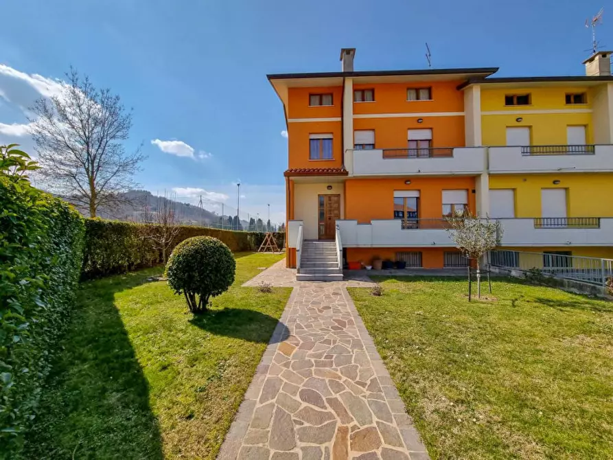 Immagine 5 di Villetta a schiera in vendita  a Sant'angelo In Vado