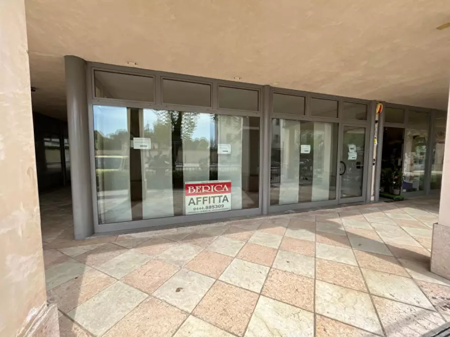 Immagine 1 di Ufficio in affitto  a Barbarano Mossano