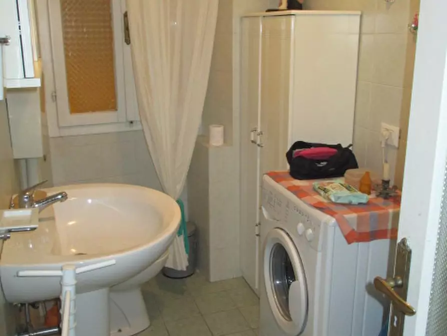 Immagine 11 di Appartamento in vendita  a Ostra