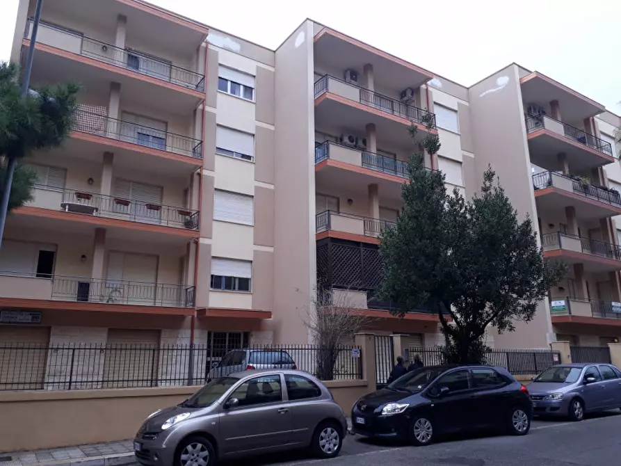 Immagine 23 di Appartamento in affitto  in Via Loreto a Reggio Di Calabria