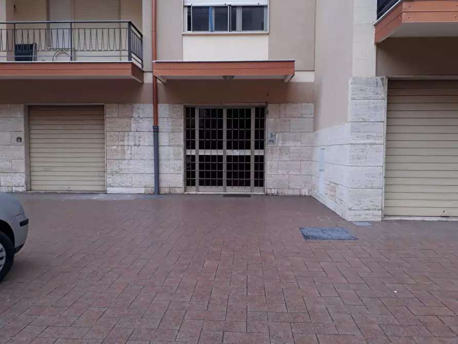 Immagine 26 di Appartamento in affitto  in Via Loreto a Reggio Di Calabria