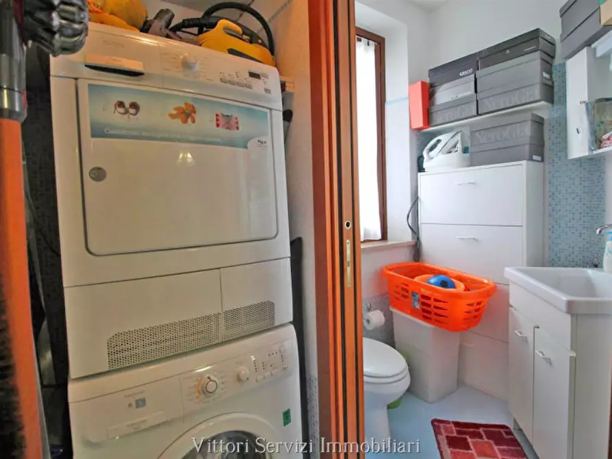 Immagine 21 di Appartamento in vendita  in via Austria a Torrita Di Siena