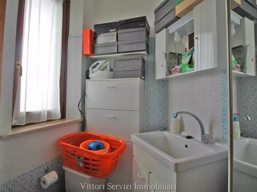 Immagine 22 di Appartamento in vendita  in via Austria a Torrita Di Siena