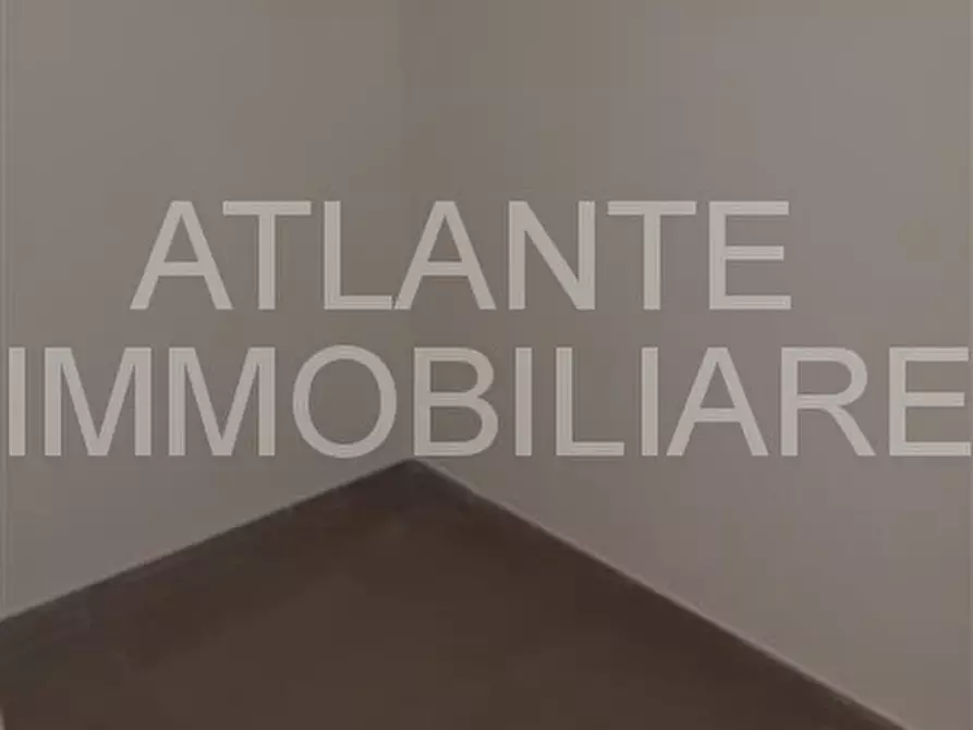 Immagine 2 di Ufficio in affitto  in viale Ariosto a Riccione