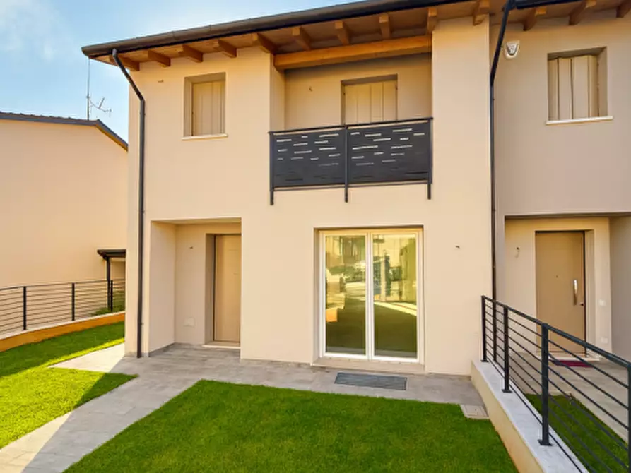 Immagine 21 di Casa bifamiliare in vendita  a Sarego