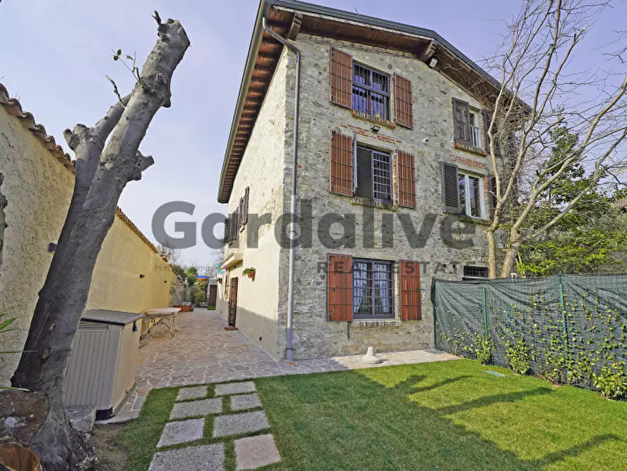 Immagine 6 di Villa in vendita  in Via Verona a Sirmione