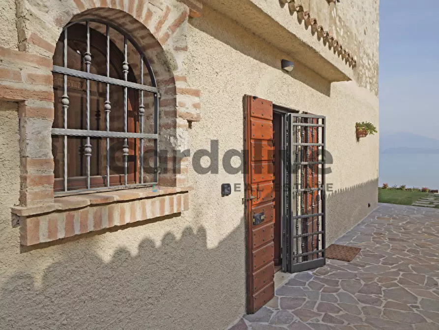 Immagine 8 di Villa in vendita  in Via Verona a Sirmione