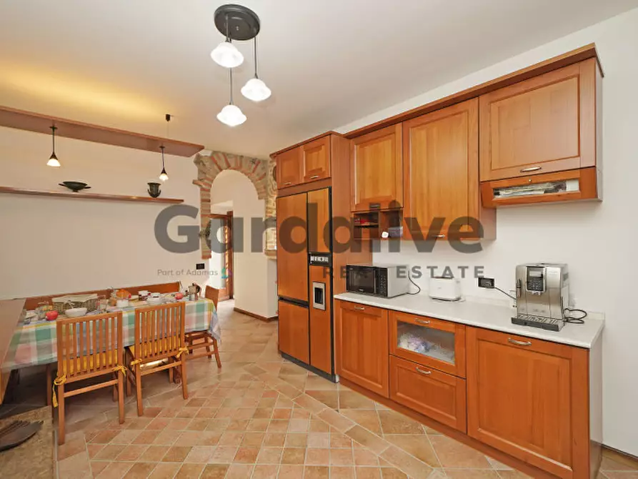 Immagine 13 di Villa in vendita  in Via Verona a Sirmione