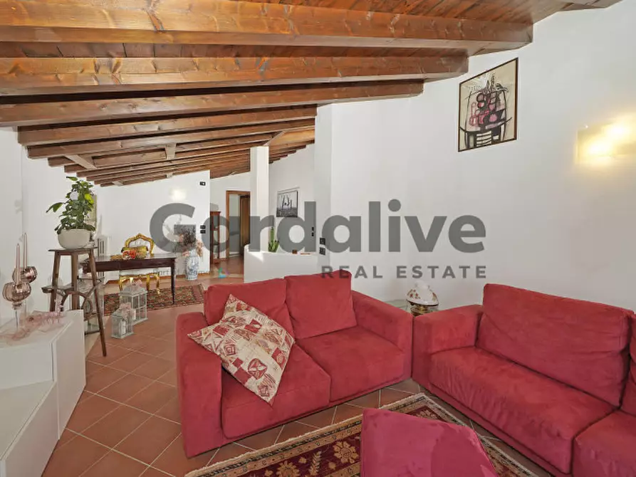 Immagine 18 di Villa in vendita  in Via Verona a Sirmione