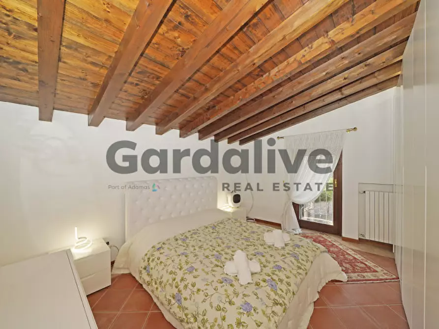 Immagine 21 di Villa in vendita  in Via Verona a Sirmione