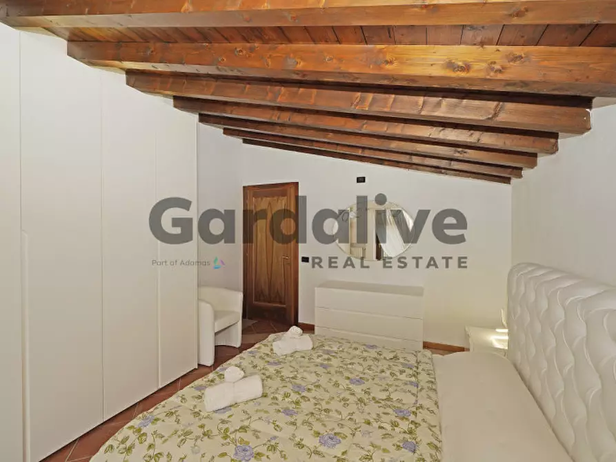 Immagine 22 di Villa in vendita  in Via Verona a Sirmione