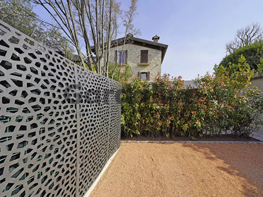 Immagine 24 di Villa in vendita  in Via Verona a Sirmione