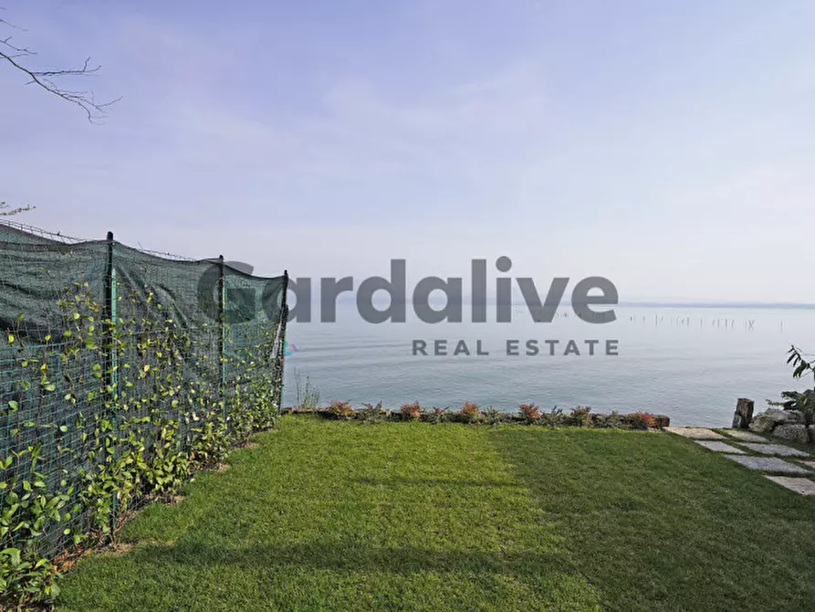 Immagine 26 di Villa in vendita  in Via Verona a Sirmione