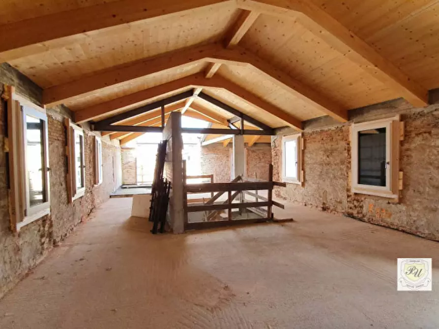 Immagine 4 di Attico in vendita  in via Principe Umberto a Este