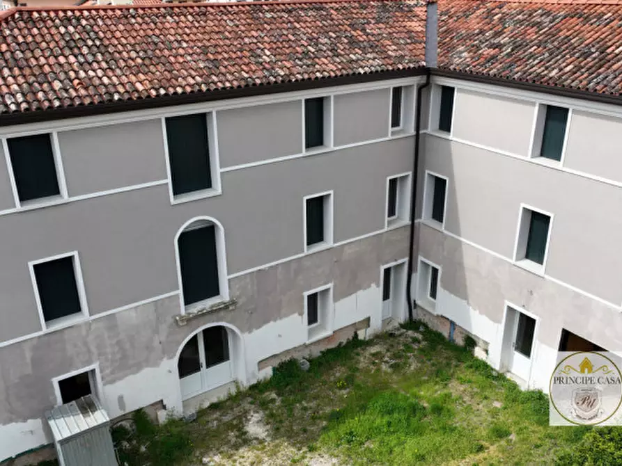 Immagine 10 di Attico in vendita  in via Principe Umberto a Este