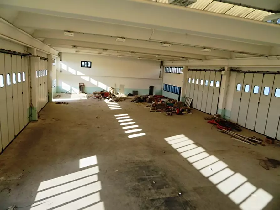 Immagine 24 di Capannone industriale in vendita  in via Boston a Cento