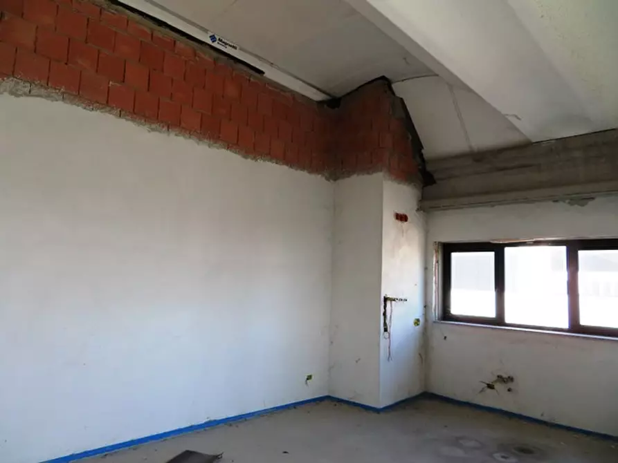 Immagine 26 di Capannone industriale in vendita  in via Boston a Cento