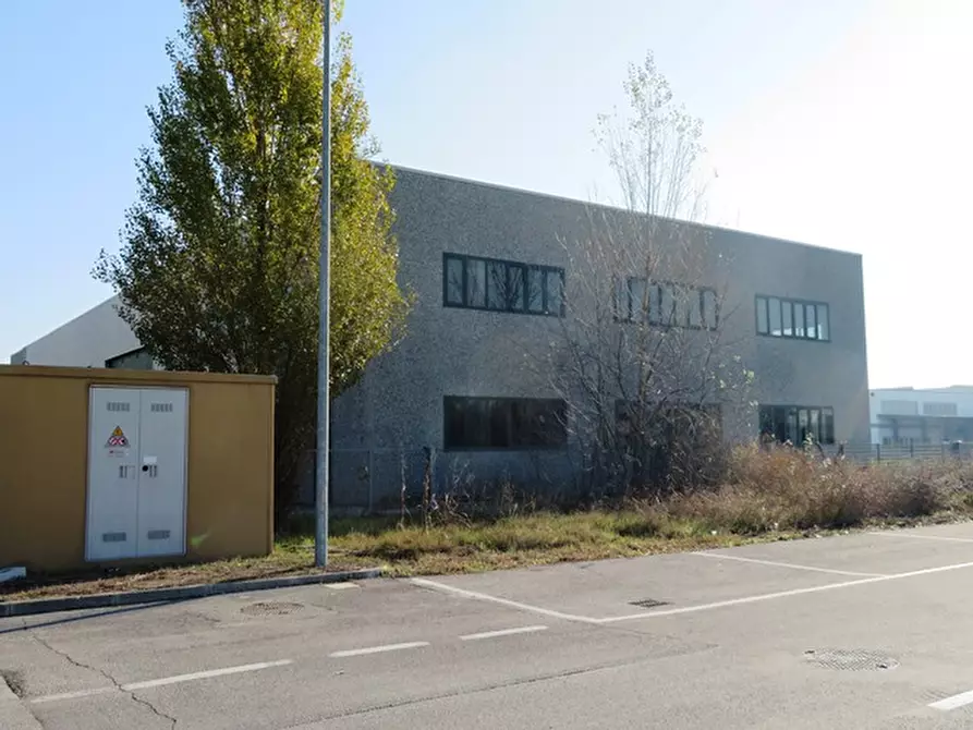Immagine 31 di Capannone industriale in vendita  in via Boston a Cento