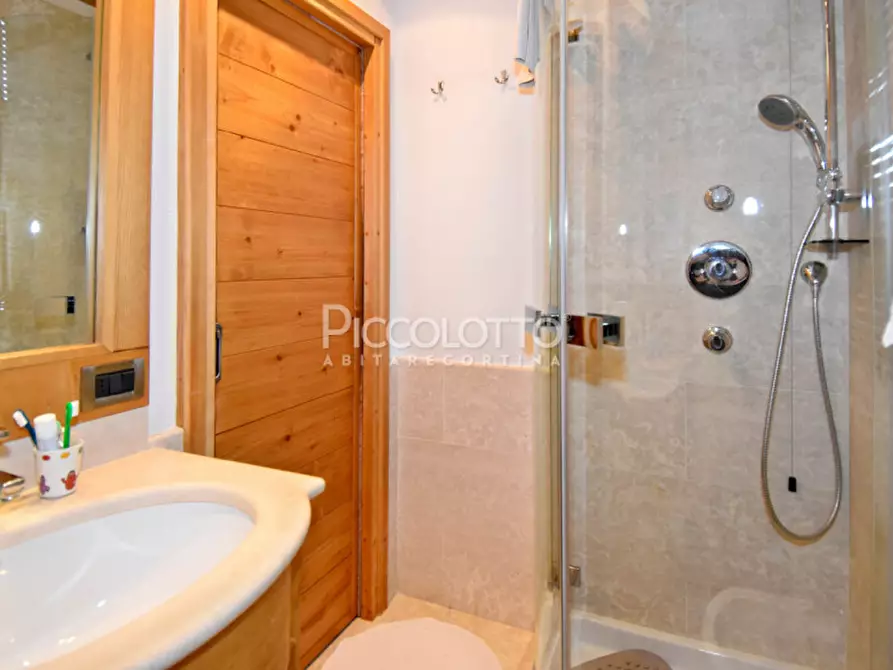 Immagine 13 di Appartamento in affitto  in Cojana a Cortina D'ampezzo