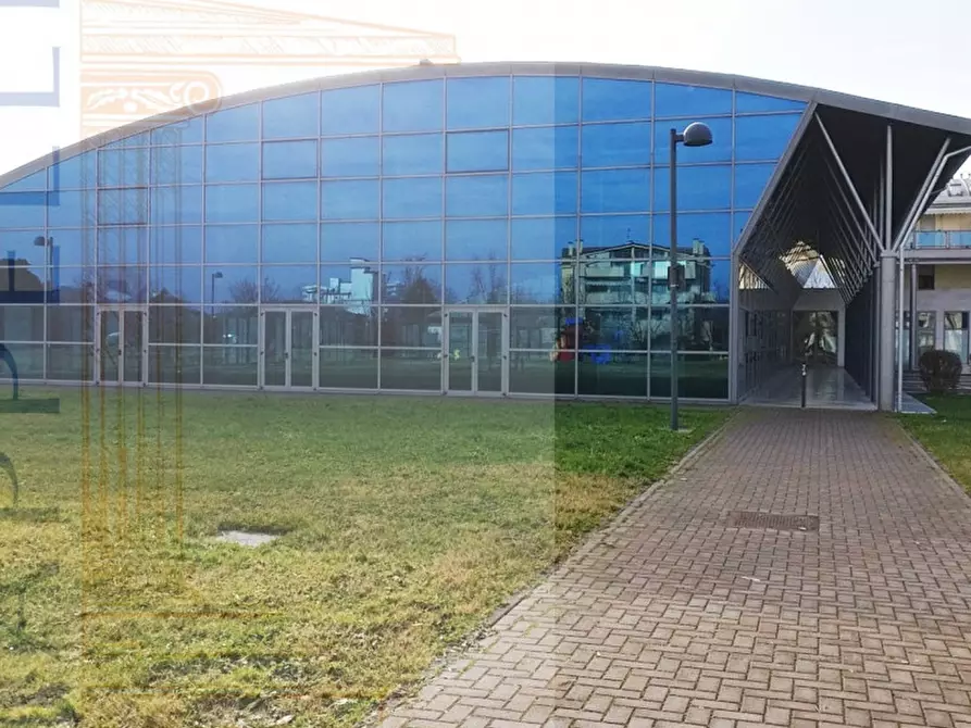 Immagine 6 di Negozio in vendita  in Via Configliachi a Abano Terme