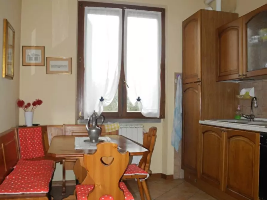 Immagine 26 di Villa in vendita  a Bucine