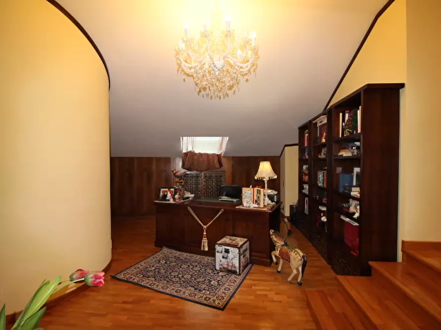 Immagine 4 di Casa indipendente in vendita  a Senigallia