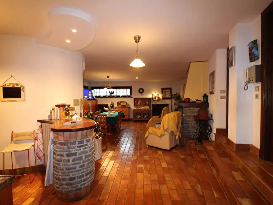 Immagine 5 di Casa indipendente in vendita  a Senigallia