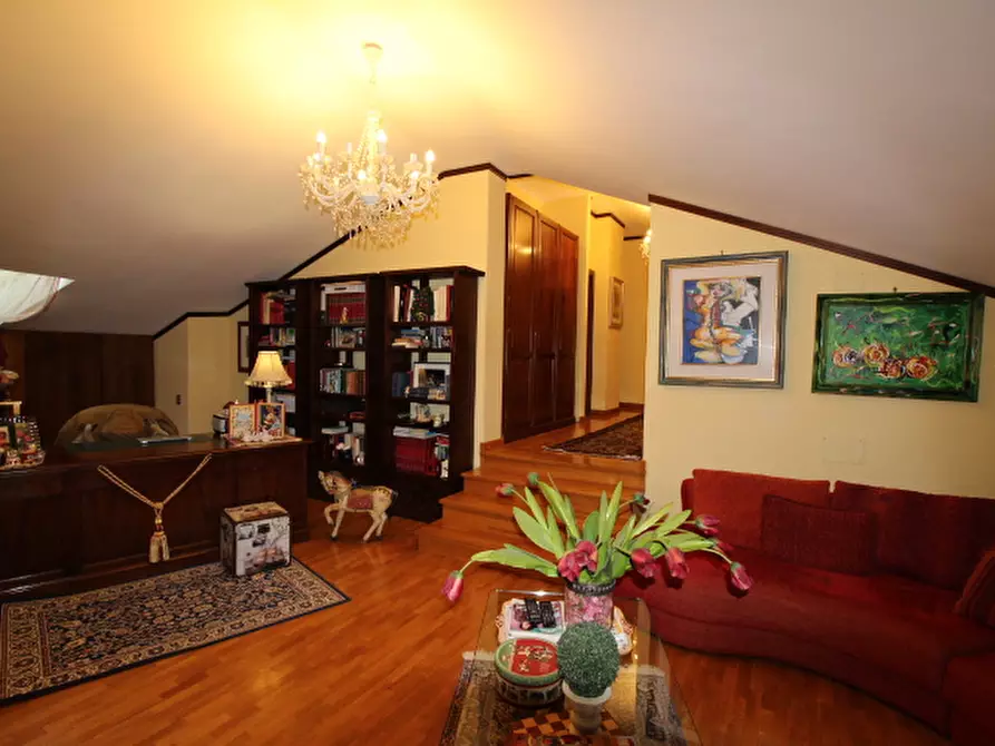 Immagine 8 di Casa indipendente in vendita  a Senigallia