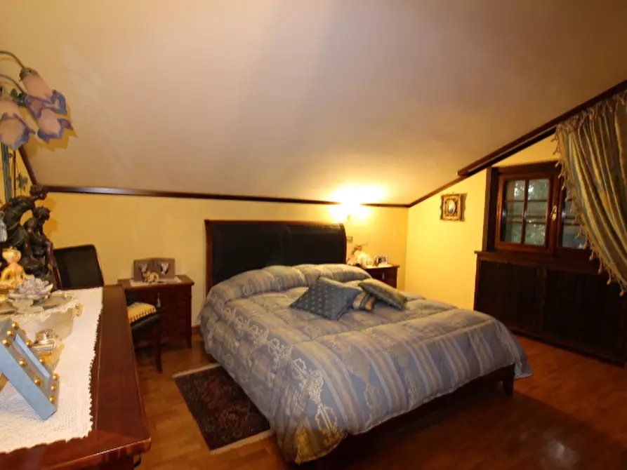 Immagine 10 di Casa indipendente in vendita  a Senigallia