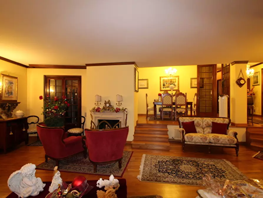 Immagine 15 di Casa indipendente in vendita  a Senigallia