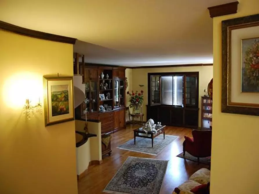 Immagine 19 di Casa indipendente in vendita  a Senigallia