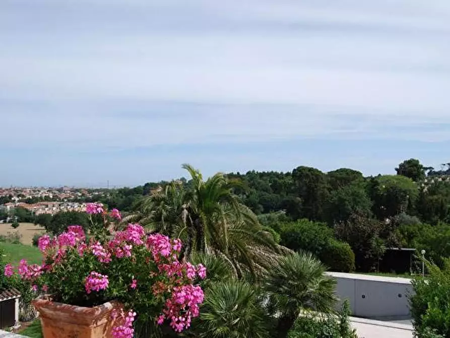 Immagine 23 di Casa indipendente in vendita  a Senigallia