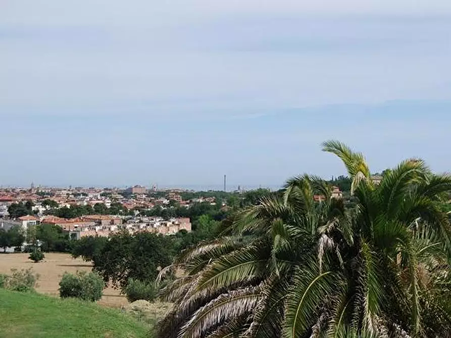 Immagine 24 di Casa indipendente in vendita  a Senigallia