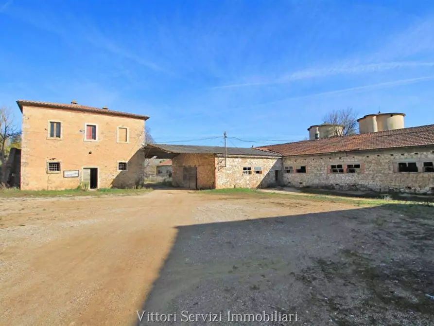 Immagine 2 di Rustico / casale in vendita  in via dei manufatti a Rapolano Terme