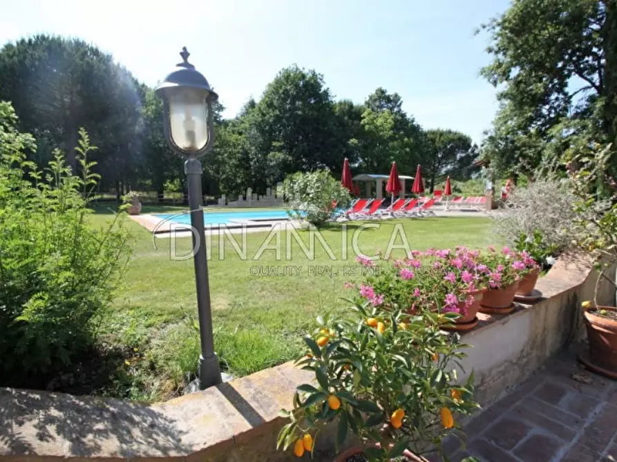 Immagine 22 di Villa in vendita  a Crespina Lorenzana