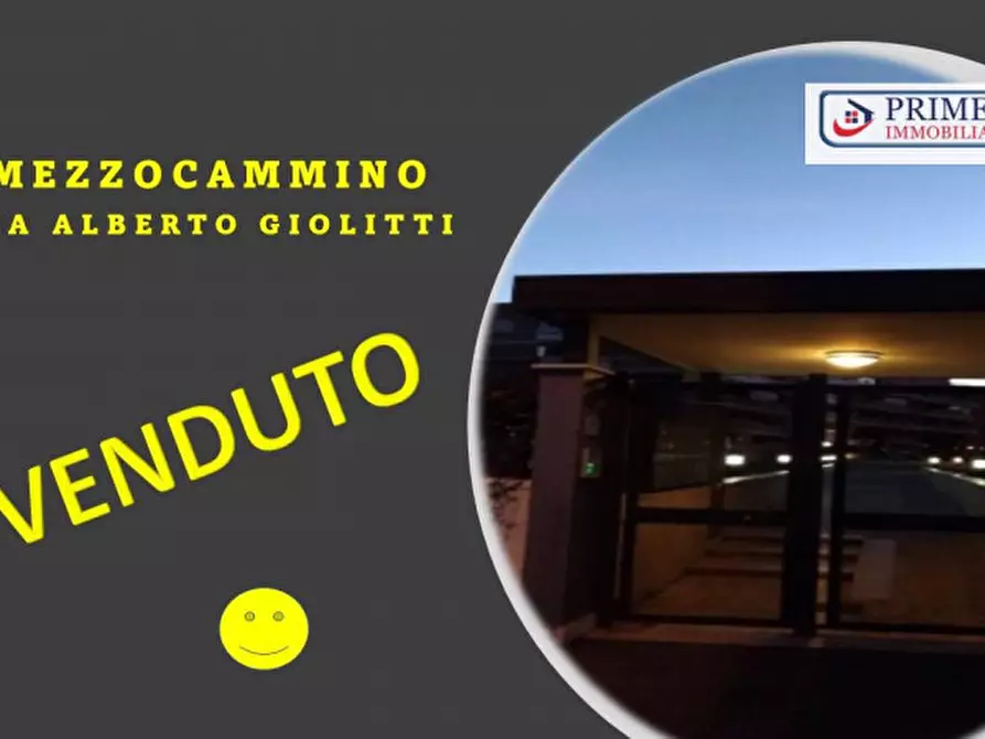 Immagine 1 di Appartamento in vendita  in MEZZOCAMMINO VIA ALBERTO GIOLITTI a Roma