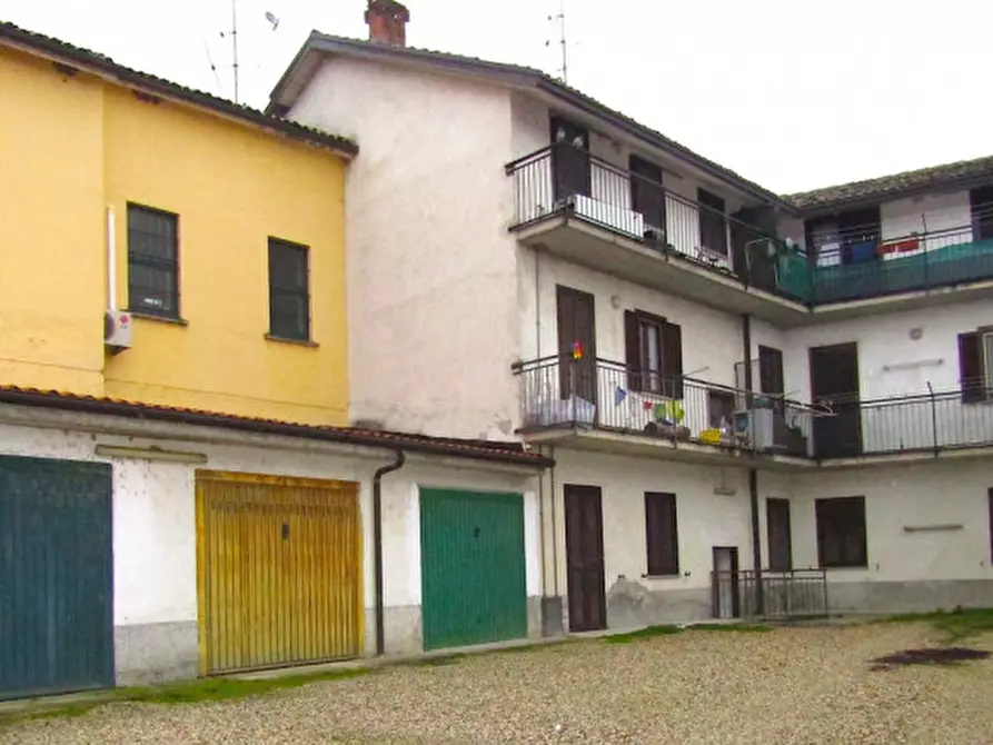 Immagine 1 di Appartamento in vendita  in corso della Repubblica n° 80 a Sannazzaro De' Burgondi
