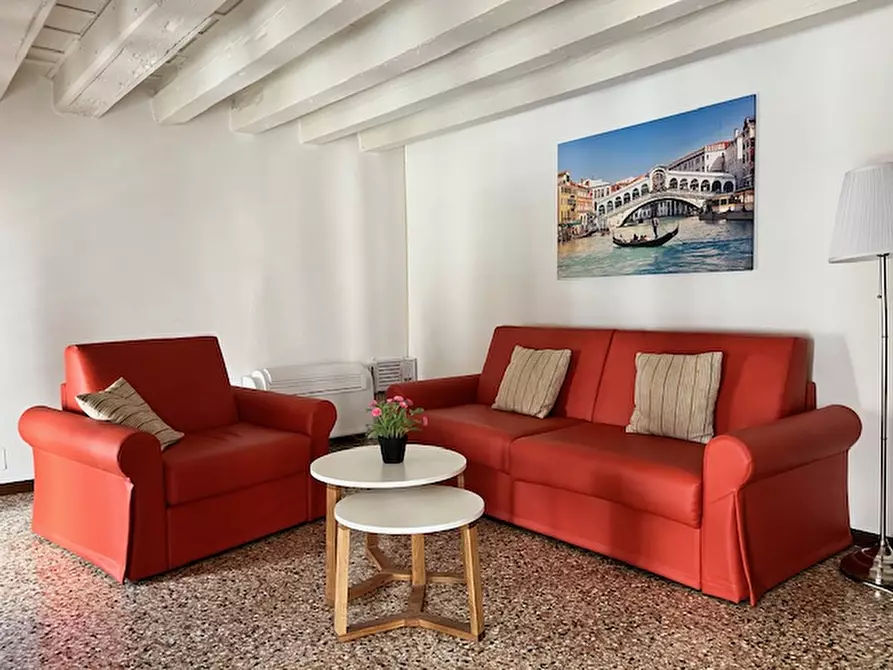 Immagine 7 di Appartamento in vendita  in campiello sansoni a Venezia