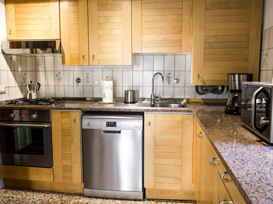 Immagine 19 di Appartamento in vendita  in campiello sansoni a Venezia