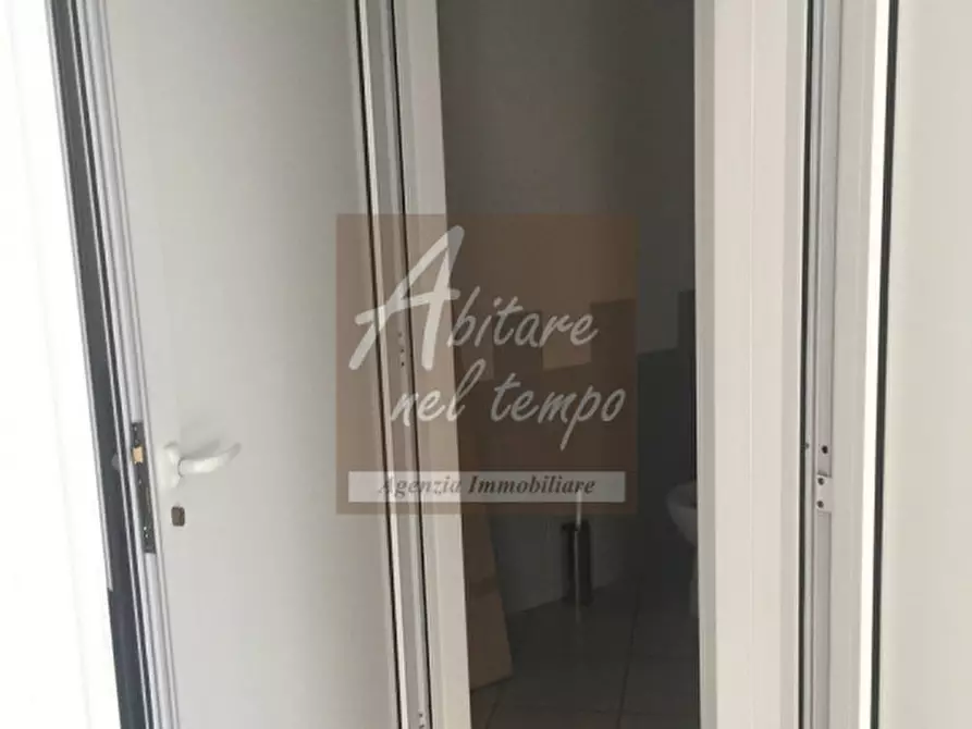 Immagine 4 di Negozio in affitto  a Cittadella