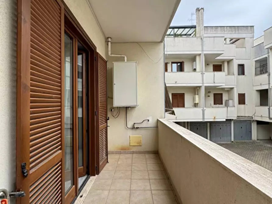 Immagine 30 di Casa bifamiliare in vendita  in via vecchia san pietro in lama a Lecce