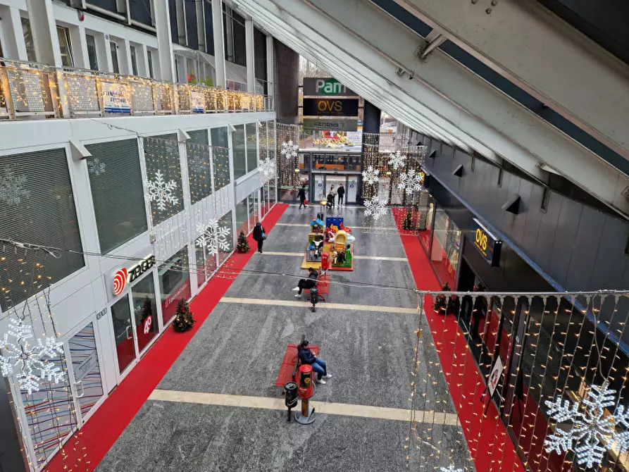 Immagine 13 di Negozio in affitto  in Via T. Aspetti a Padova