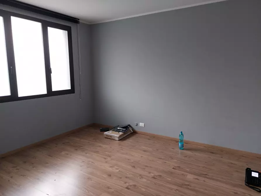 Immagine 3 di Ufficio in affitto  a Limena