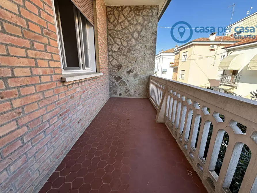 Immagine 18 di Casa bifamiliare in vendita  a Rovigo