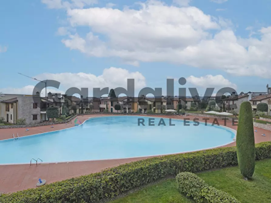 Immagine 12 di Appartamento in vendita  in Via Atleti azzurri d'Italia a Manerba Del Garda