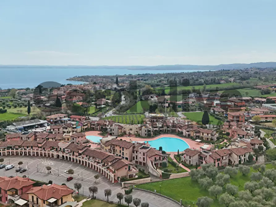 Immagine 27 di Appartamento in vendita  in Via Atleti azzurri d'Italia a Manerba Del Garda