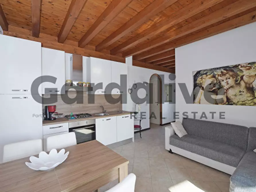 Immagine 12 di Appartamento in vendita  in Via Atleti azzurri d'Italia a Manerba Del Garda