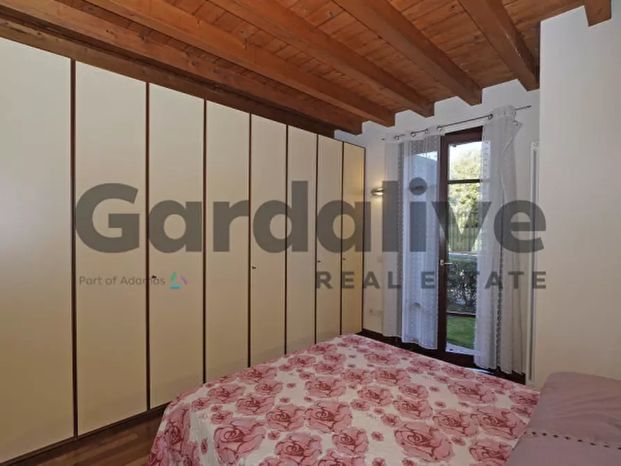 Immagine 17 di Appartamento in vendita  in Via Atleti azzurri d'Italia a Manerba Del Garda