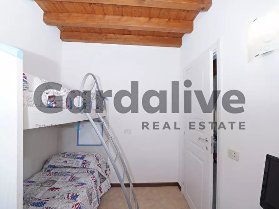 Immagine 20 di Appartamento in vendita  in Via Atleti azzurri d'Italia a Manerba Del Garda